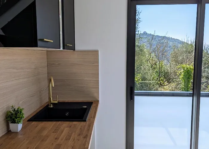 Olive Grove Retreat *